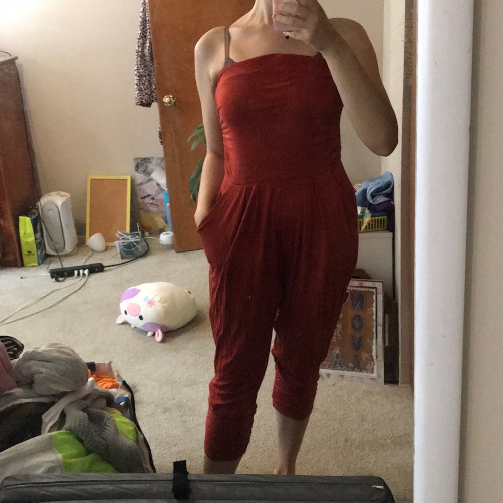 Comfy sleeveless jumpsuit